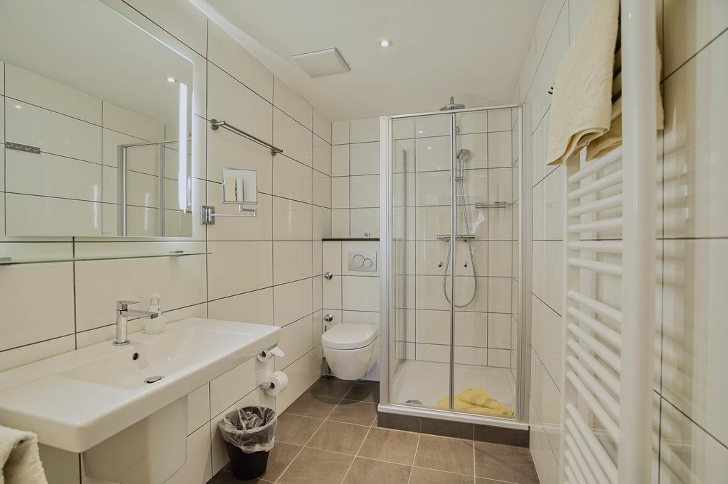 Hotel Maxim Langenfeld  Pokoj fotografie