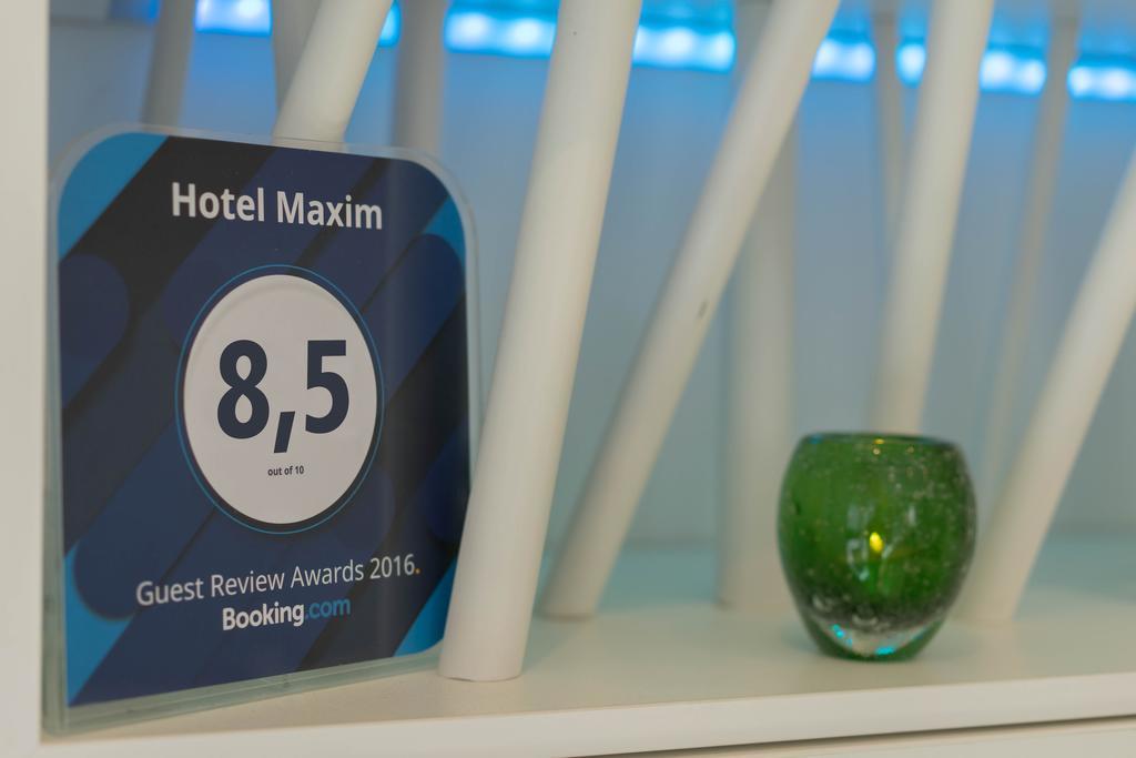 Hotel Maxim Langenfeld  Exteriér fotografie